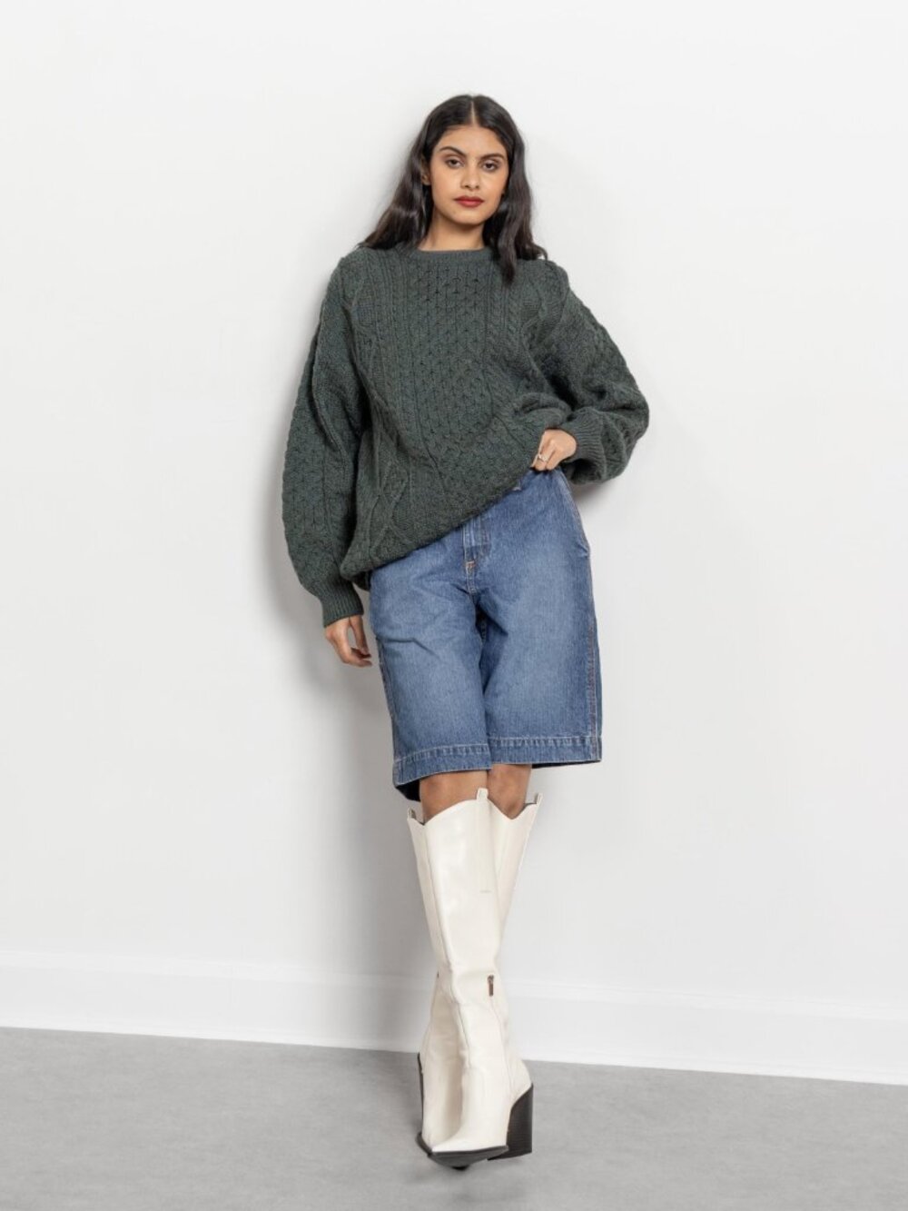 GREEN IRISH WOOL Cable Knit Winter Jumper Crew Neck / Medium - Picture 7 of 10